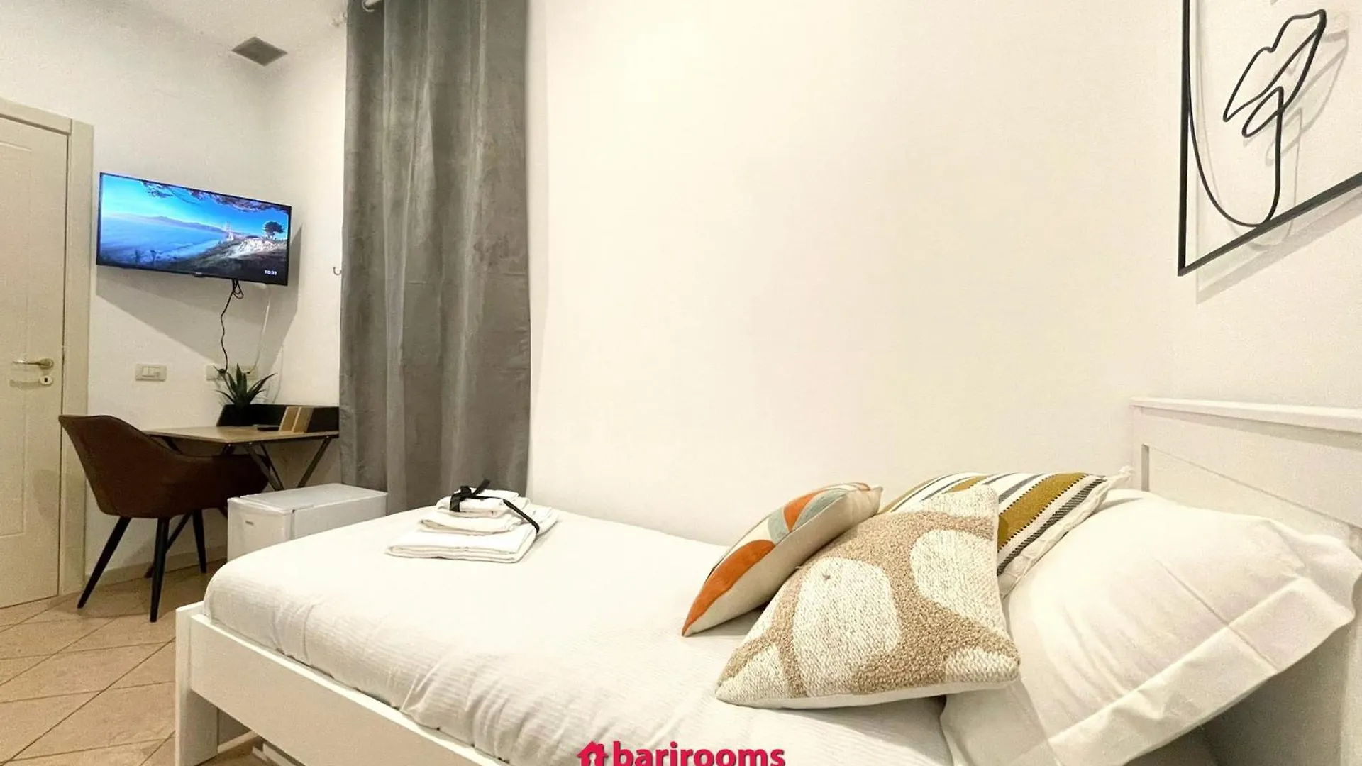 Bari Rooms Abate Gimma 0*,