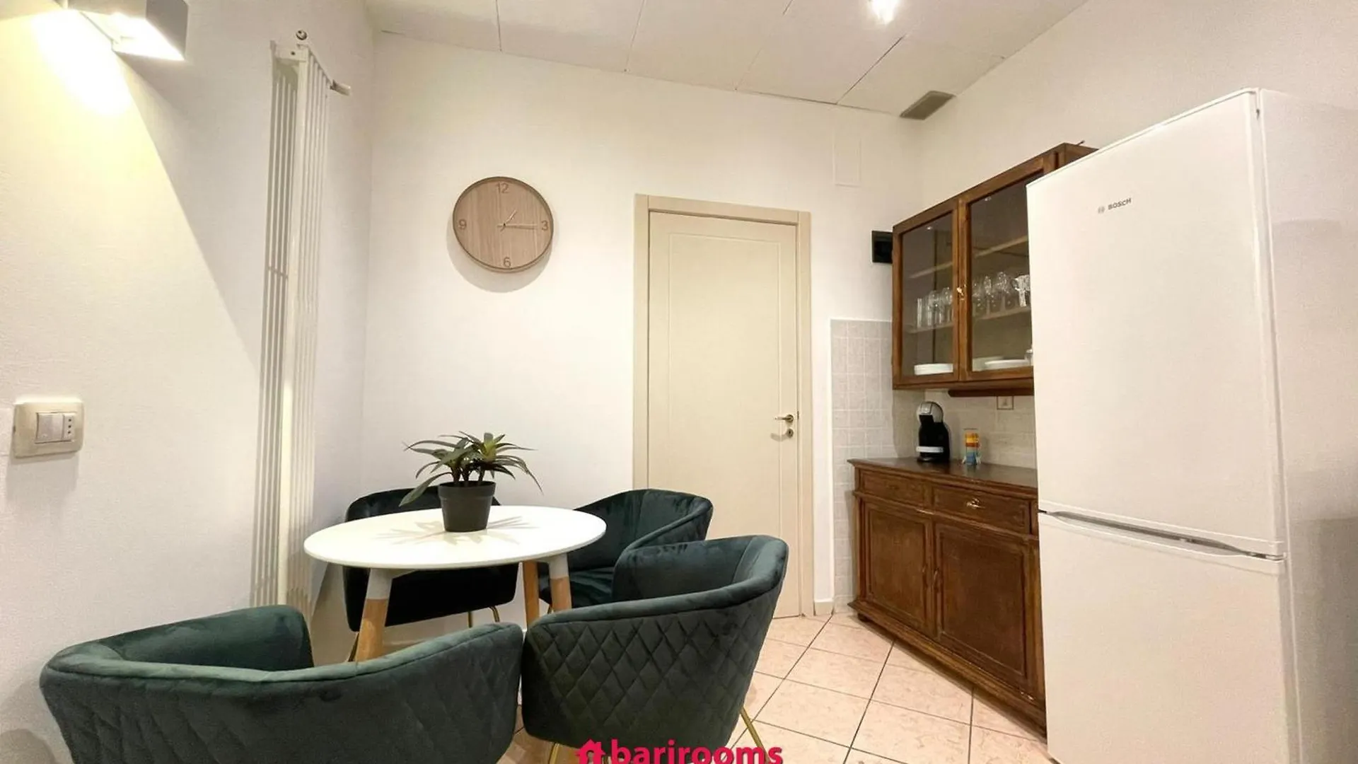 Bari Rooms Abate Gimma 0*,