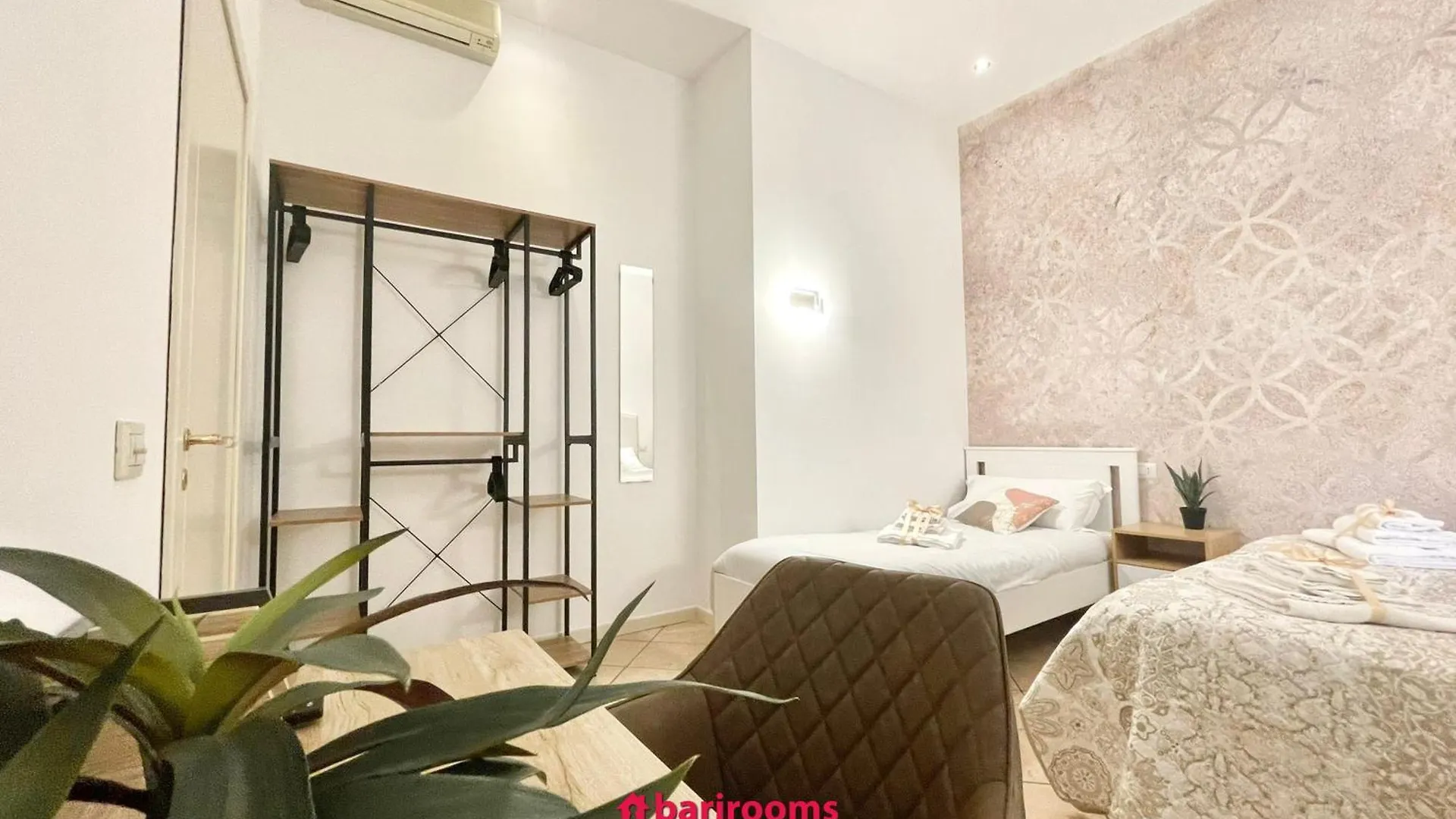 Albergue Bari Rooms Abate Gimma